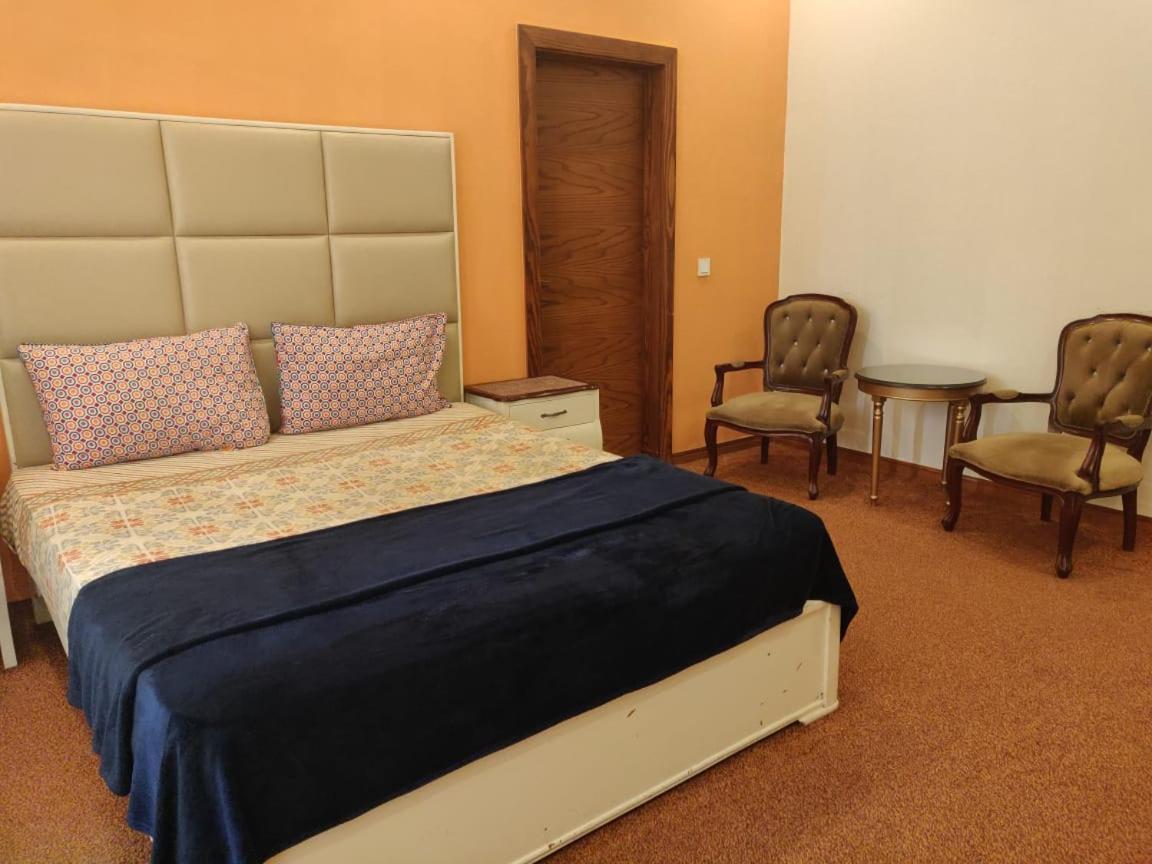 Zaib Guest House E-11 איסלמאבד מראה חיצוני תמונה