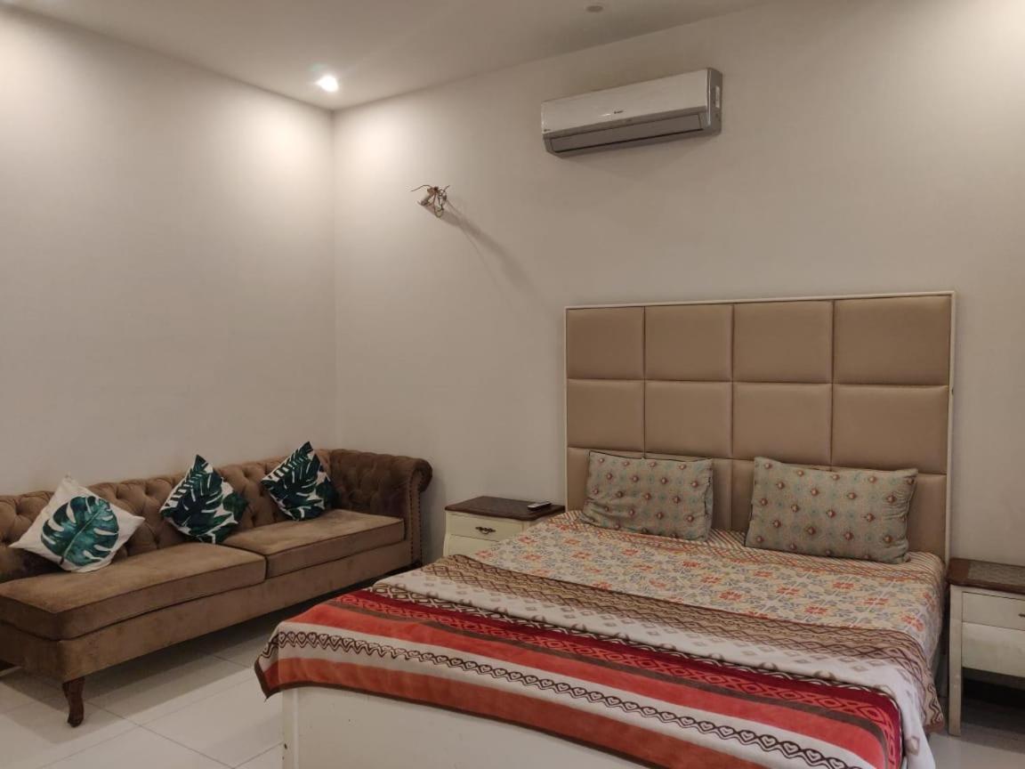 Zaib Guest House E-11 איסלמאבד מראה חיצוני תמונה