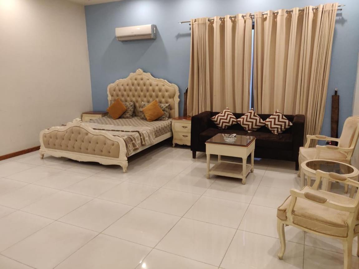 Zaib Guest House E-11 איסלמאבד מראה חיצוני תמונה