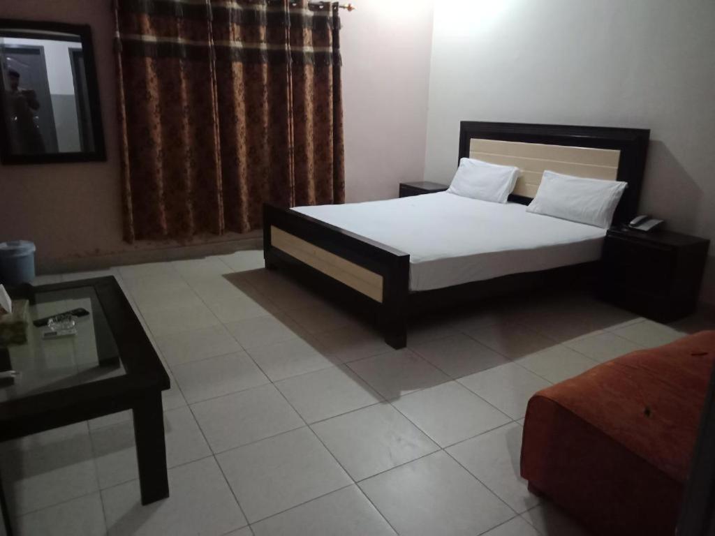 Zaib Guest House E-11 איסלמאבד מראה חיצוני תמונה